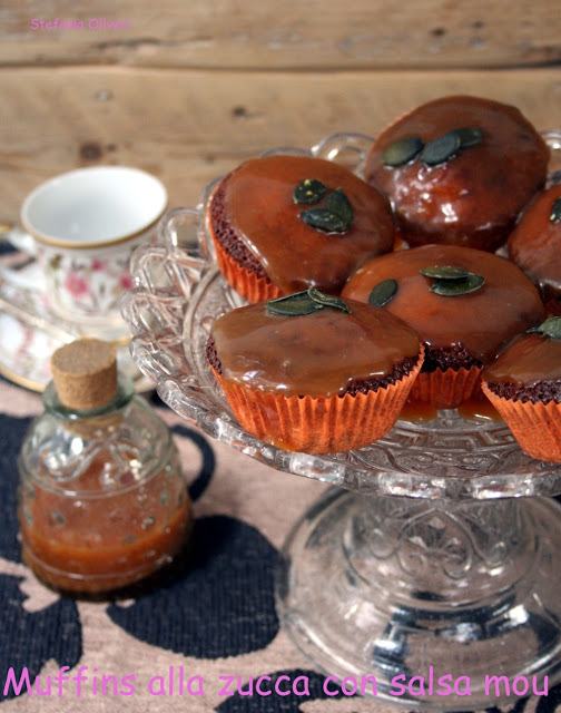 Muffins alla zucca con salsa mou - Cardamomo & co
