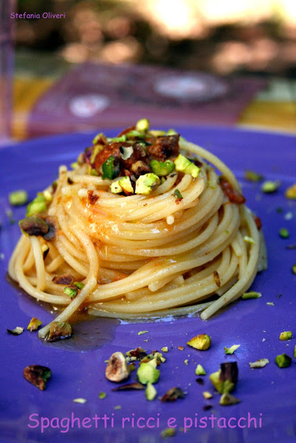 spaghetti ricci e pistacchi - Cardamomo & co