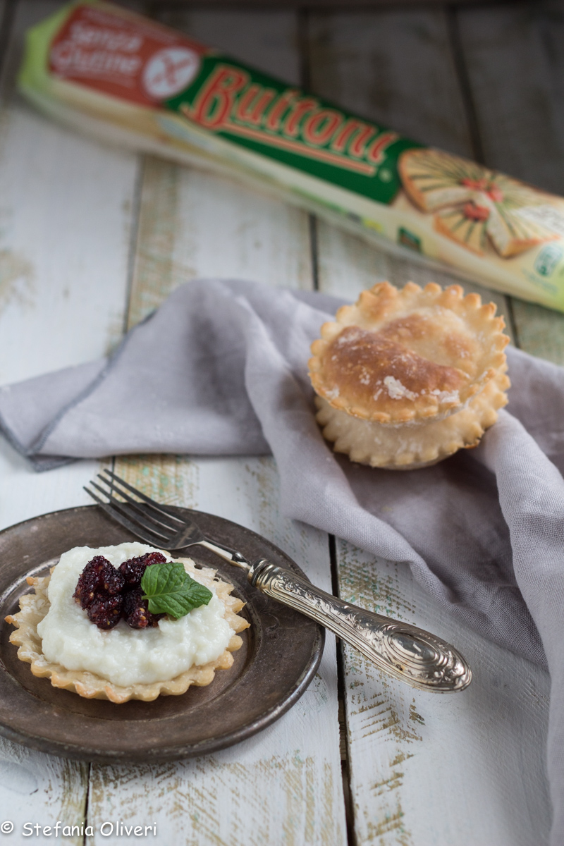 Tortine Di Pasta Sfoglia Con Ricotta E Gelsi Cardamomo Co