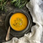 Zuppa di zucca e rosmarino senza patate - Cardamomo & co