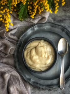 Crema pasticciera ai pinoli senza glutine - Cardamomo & co
